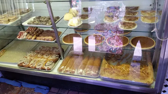 Green's Bakery & Sandwich Shop Picture 5