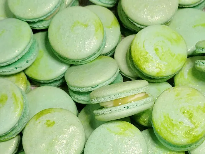 Moonlit Macarons Picture 6