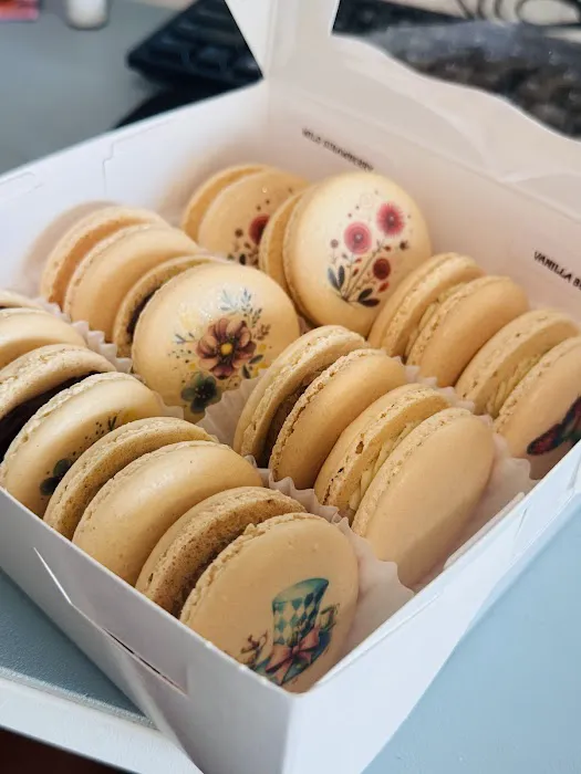 Moonlit Macarons Picture 9