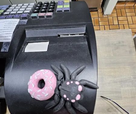 Happy Donuts De Anza