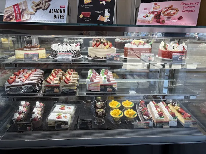 85°C Bakery Cafe - San Jose Picture 10