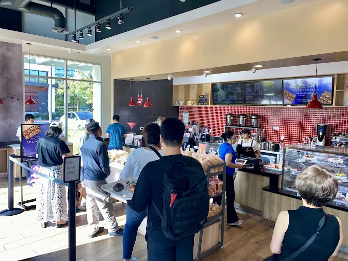 85°C Bakery Cafe - Cupertino Picture 7