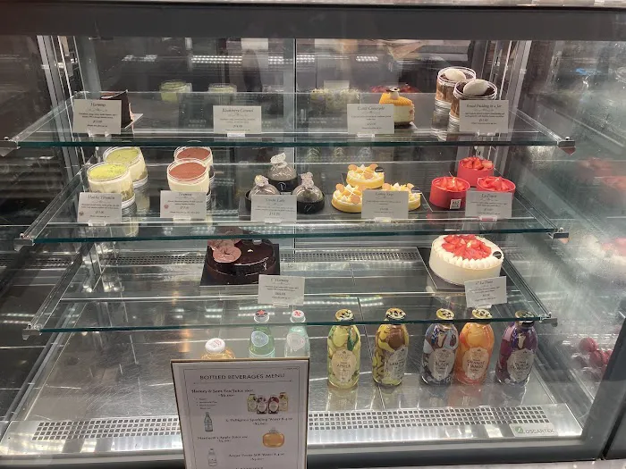 Alexander's Patisserie Picture 10
