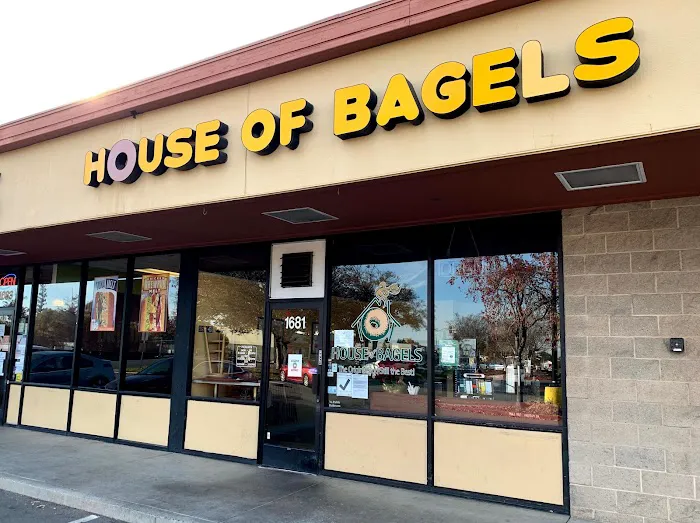 House of Bagels Picture 9