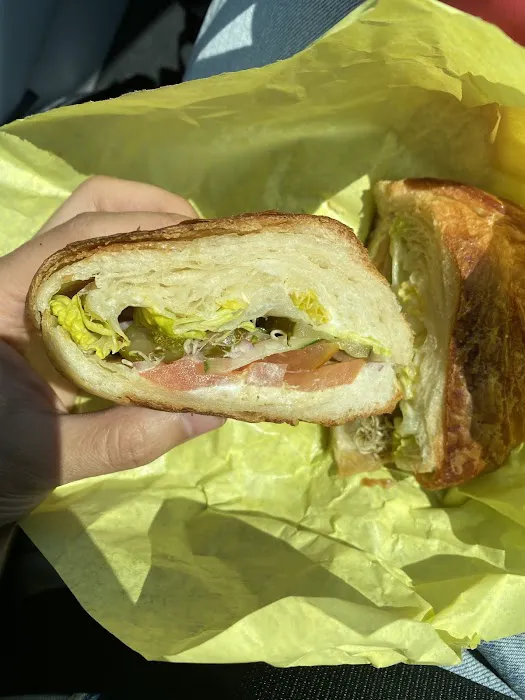 Bernal Bagel & Donut Picture 4
