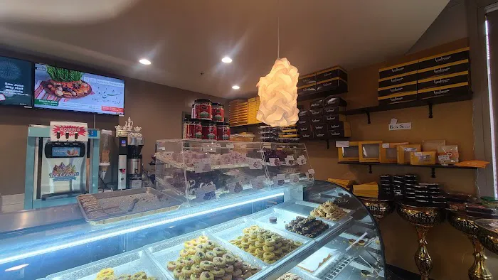 Kandoo Cafe & Custom Cakes Picture 7