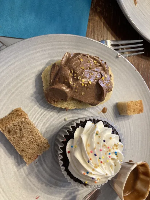 Sweet Note Cakes Picture 6