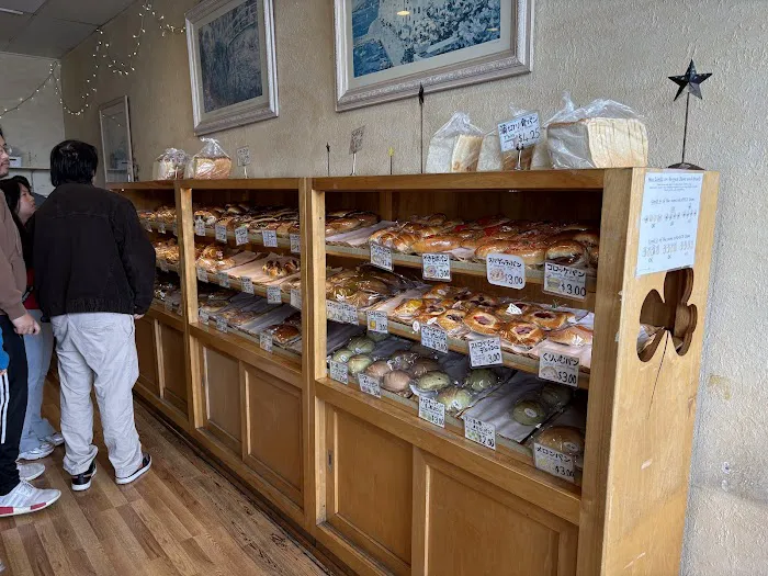 Clover Bakery & Cafe Picture 2