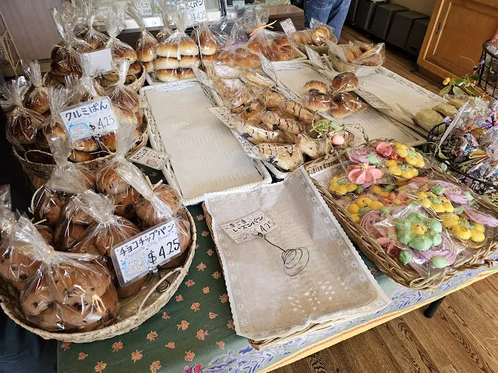 Clover Bakery & Cafe Picture 6