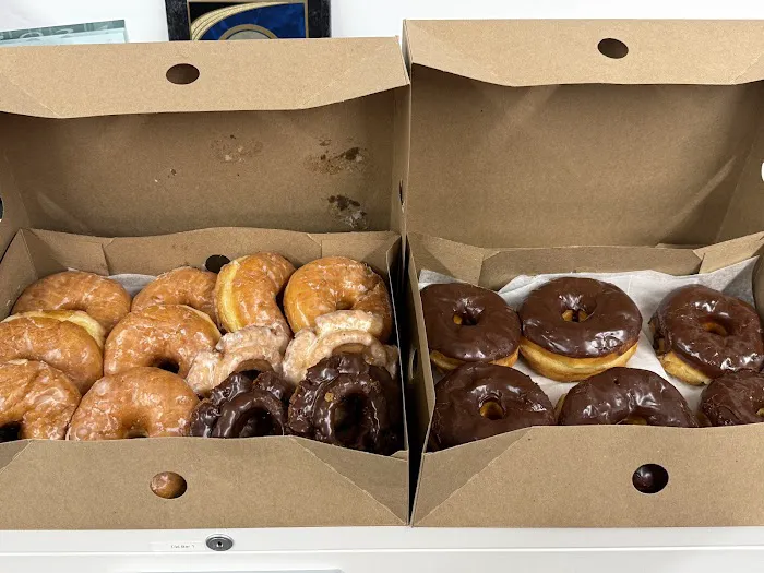 Stan's Donut Shop Picture 3
