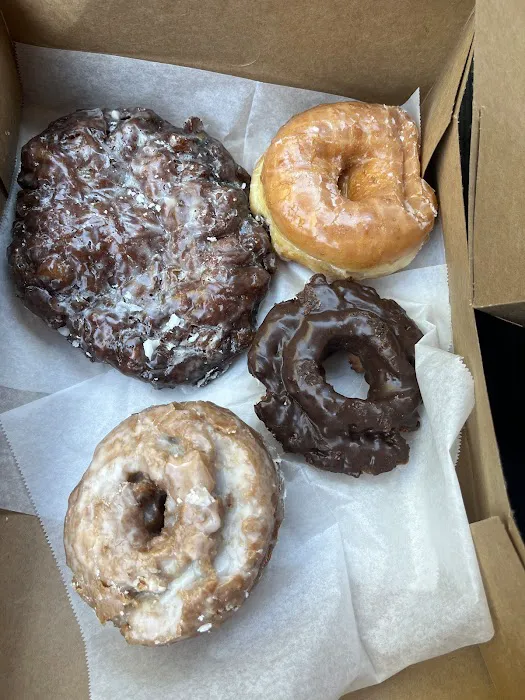Stan's Donut Shop Picture 6