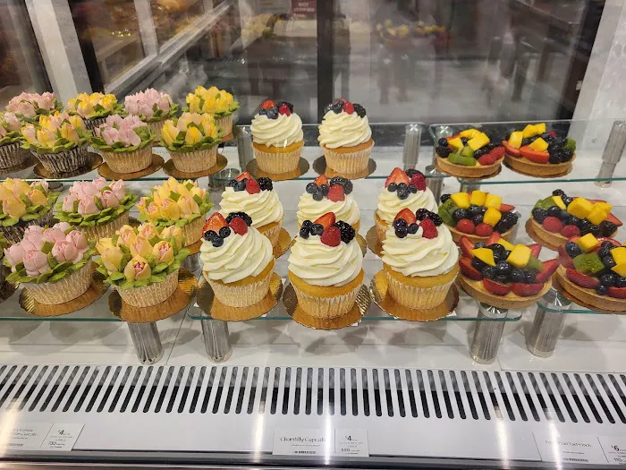 Whole Foods Bakery Picture 2