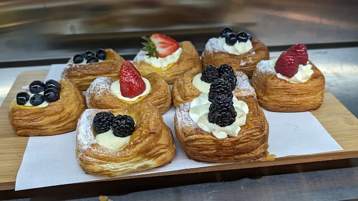 Paris Baguette Picture 9