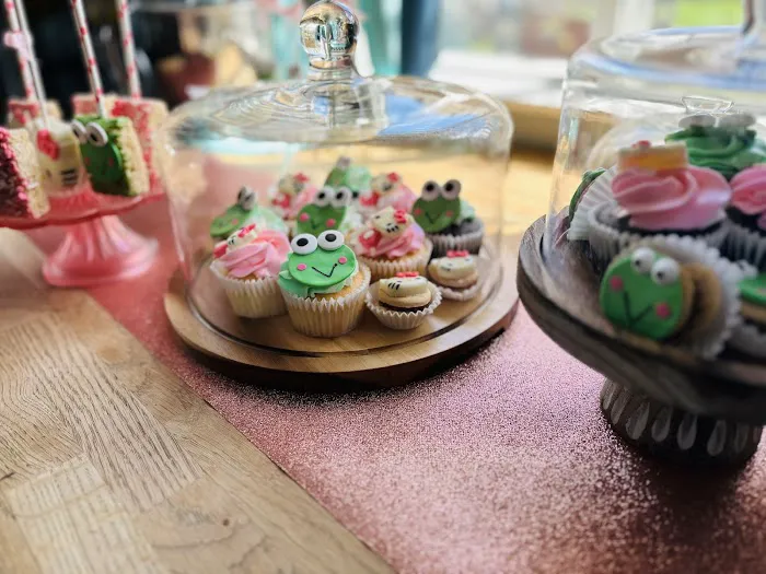 Sweet treats Boutiquet Gref LLC Picture 2