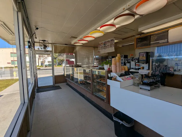 Bascom Donuts Picture 9
