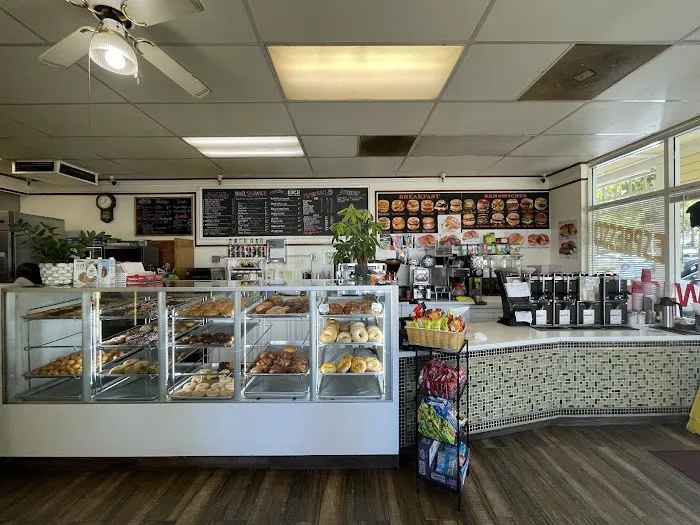 Maple Leaf Donuts Picture 1