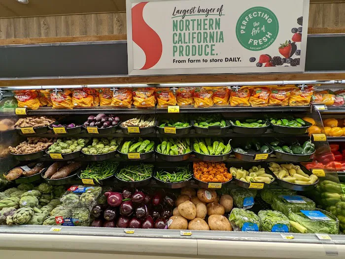 Safeway Bakery Picture 6
