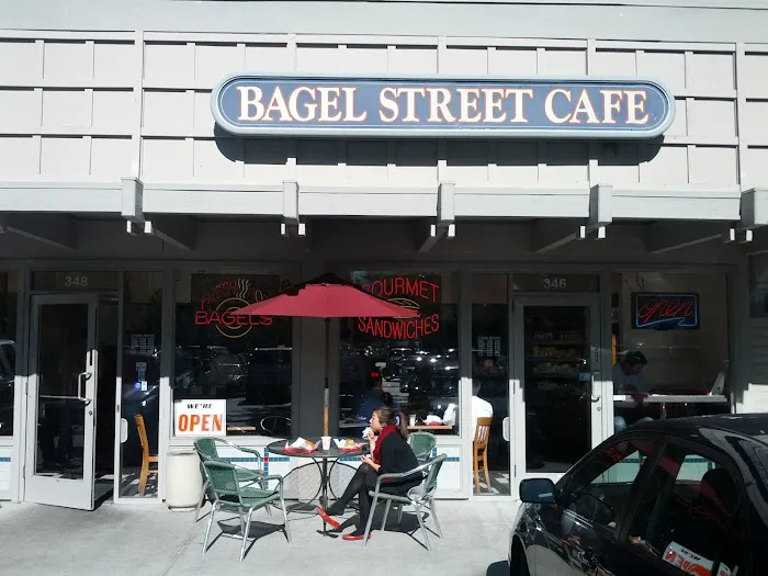 Bagel Street Cafe Picture 3