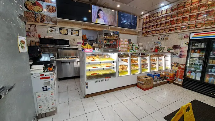 Daily Donuts & Sandwiches Picture 10