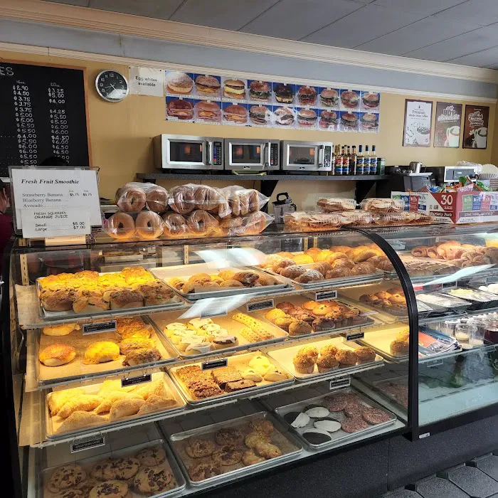 House of Bagels Picture 3