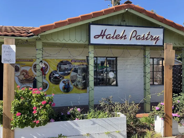 Haleh Pastry and cafe Picture 6
