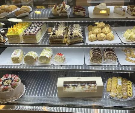 Haleh Pastry and cafe