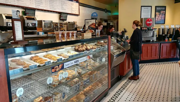 Noah's NY Bagels Picture 7
