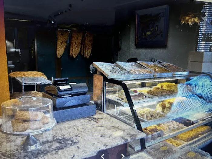 Honey Bakery & Cafe Picture 4