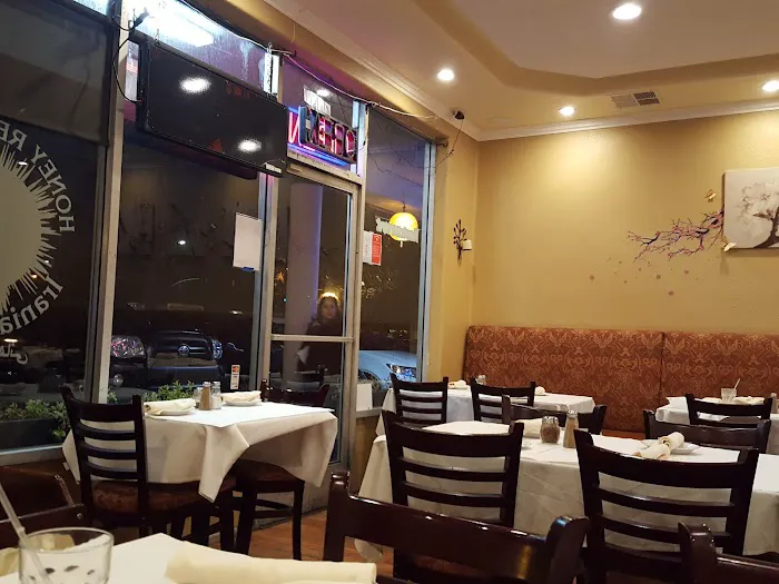 Honey Bakery & Cafe Picture 5