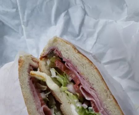 Delizias Bakery