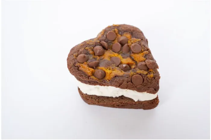 Luv's Brownies Picture 10