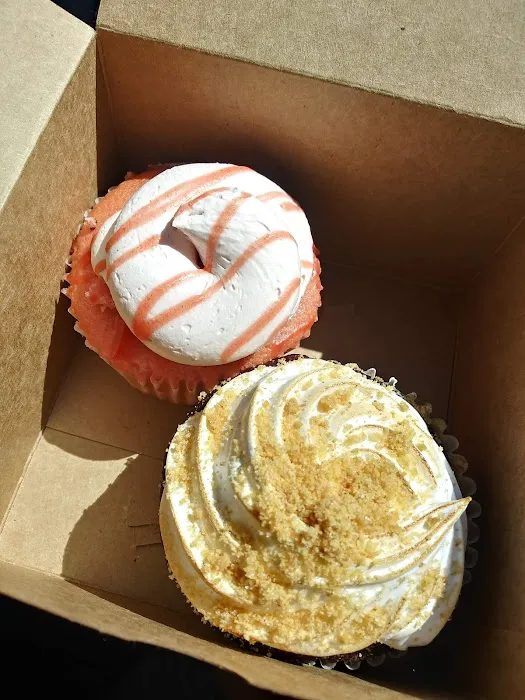 Frost Cupcake Factory Picture 3