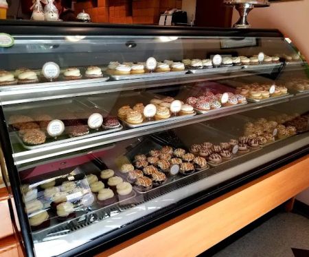 Frost Cupcake Factory