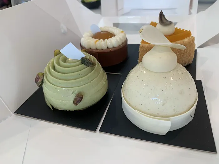 Alexander's Patisserie Picture 6