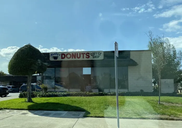 Manley's Donut Shop Picture 1