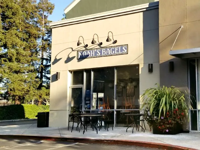 Noah's NY Bagels Picture 1