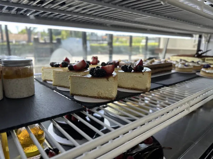 Preligen's Artisan Bakery Picture 9