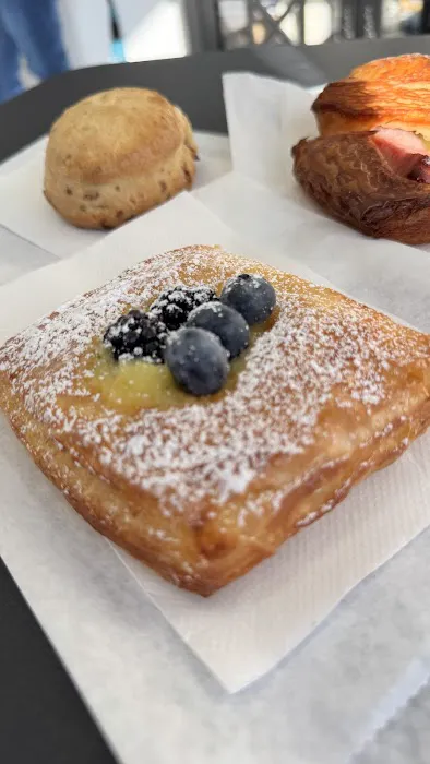 Preligen's Artisan Bakery Picture 7