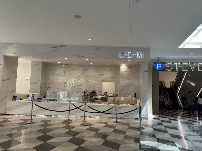 Lady M Cake Boutique - San Jose Picture 1