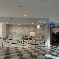 Lady M Cake Boutique - San Jose ico