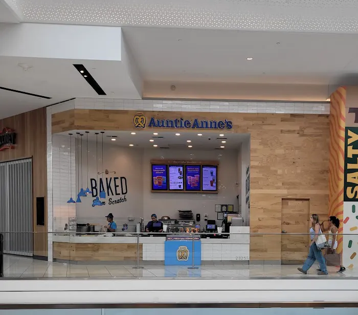 Auntie Anne's Picture 9