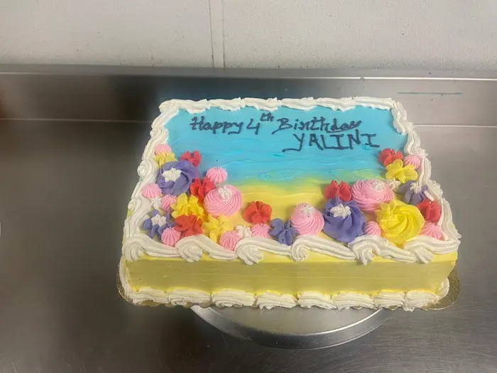 Mr. Cake + Indian Bakery and Eatery Picture 9