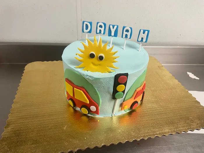 Mr. Cake + Indian Bakery and Eatery Picture 2