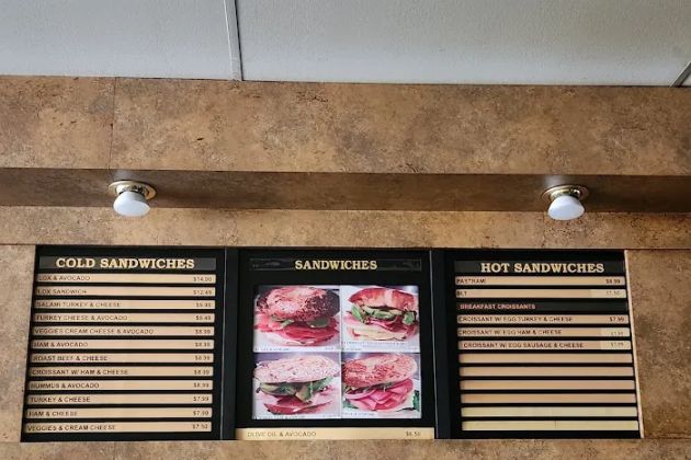Regal Bagel Café
