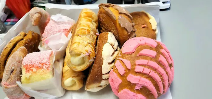 Panaderia Gudiño Mexican Bakery Picture 1