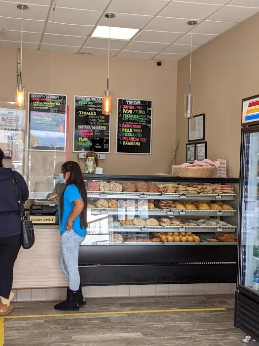 Panaderia Gudiño Mexican Bakery Picture 10
