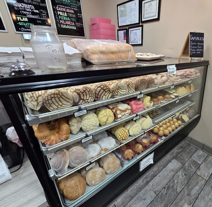 Panaderia Gudiño Mexican Bakery Picture 9