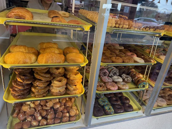 Maple Leaf Donuts Picture 4