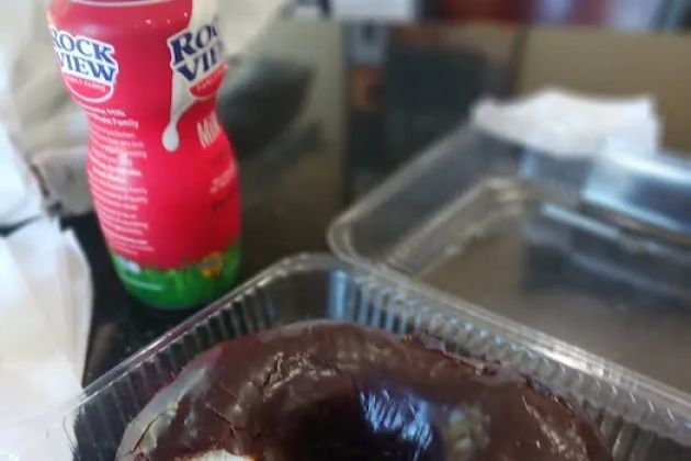 Yum Yum Donuts
