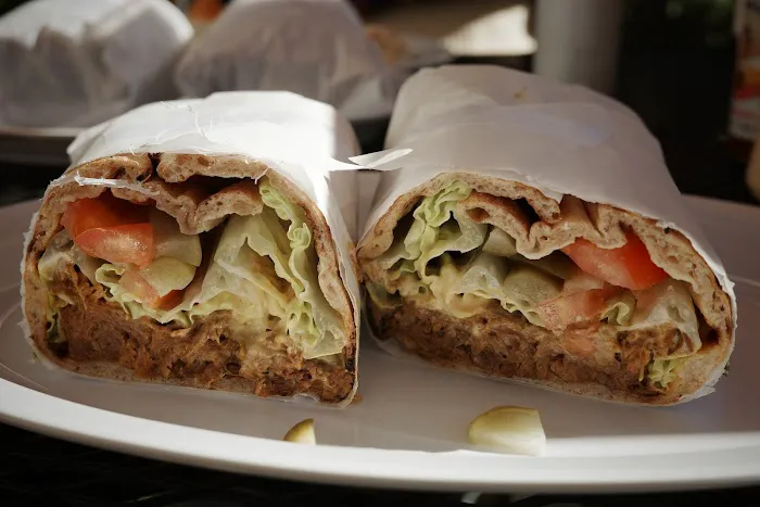 Yeganeh Bakery and Kafe Unik Picture 2